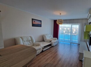 Apartament cu 2 camere de inchiriat, foarte luminos, priveliste supeba