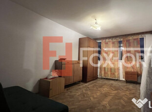 Apartament cu 2 camere, etaj 3 de vanzare zona Olimpia Stadi