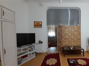 Apartament cu 2 camere, semidecomandat, suprafata utila 66 mp, Ultracentral