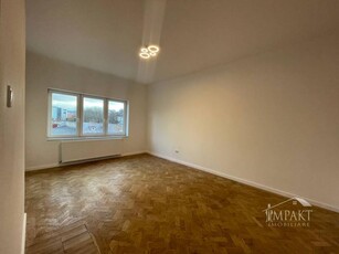 Apartament cu 3 camere separate langa Catedrala Ortodoxa in centru