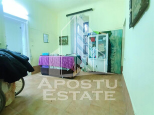 Apartament cu 4 camere