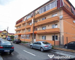 Apartament de vanzare, cu 4 camere, 110 mp, zona Islazului