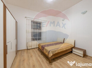 Apartament la casă de închiriat