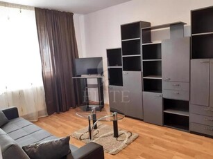 Apartament o camera in zona PRITAX