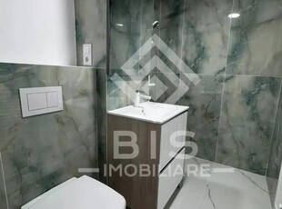 Apartament Spatiu Comercial Decebal