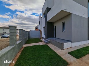 Casa Vila 5 camere cu Demisol,Rediu,S.u.185 mp,Garaj,0% Comision