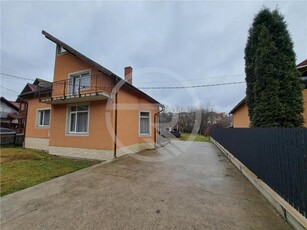 Casa individuala, 200 mp utili, situata in Baciu, zona Petrom!