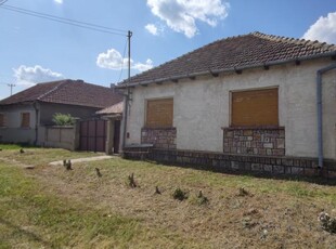 Casa la tara cu 3 camere, Suprafata utila 168mp+Teren 2032mp, Gurbediu, Bihor