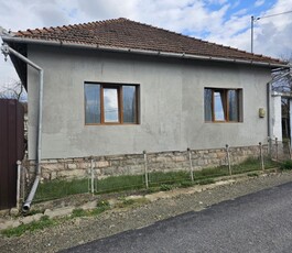 Casa la tara cu 5 camere + teren suprafata 532 mp, Comuna Lunca, Bihor