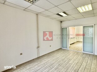 PROPRIETAR inchiriez apartament 2 camere bloc nou, ultracentral PALTIM