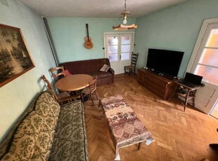 De inchiriat Casa situata in zona Cetate. Pret inchiriere: 900 Euro/luna.