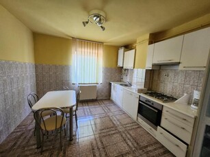 De vanzare Apartament 2 camere, Loc. Cugir. Pret vanzare: 39000 Euro.