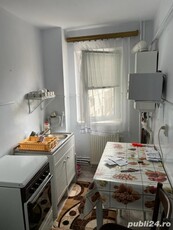 De vanzare apartament 2 camere zona Cl Galati colt B-dul Dorobantilor