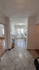 De vanzare apartament 4 camere zona buna Cetate