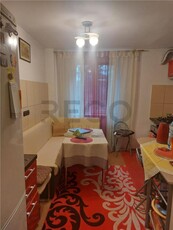 RECO Apartament cu 3 camere de vanzare zona Decebal