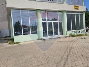 Spatiu comercial de 299.36mp de vanzare in zona Valea Rosie