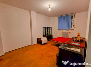 Universitate- Apartament 2 camere demisol