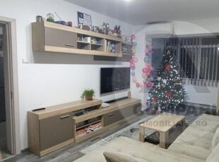 Vand apartament 3 camere Buzaului