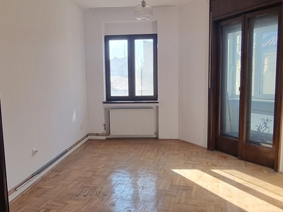 Apartament 3 camere Foisorul de Foc, Austrului