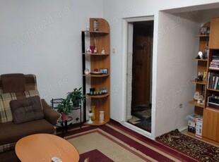 Vând apartament cu 2 camere,confort 1.