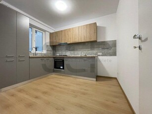 13 Septembrie Merriott Casa Poporului | 4 camere | bloc nou | COMISION 0 %