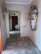 APARTAMENT 4 CAMERE DECOMANDAT BLOC PE CADRE 1984 ZONA PACURARI LA BULEVARD LIBER