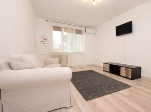 Apartament cu 2 camere de inchiriat