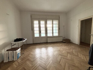 Apartament cu 3 camere - 91 mp utili - centru - Locatie exc