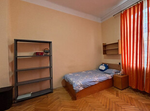 Apartament de inchiriat, 3 camere, , mp , Centru, ULTRACENTRAL - Bd Stefan cel Mare - 5 min de UMFDin 2008 sustinem Comunitatea Agentiilor Imobiliare din Iasi