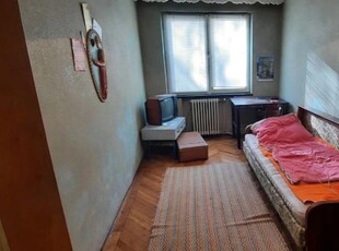 De vanzare apartament, 4 camere, decomandat, 77 mp, Darmanesti, , Cod 157132