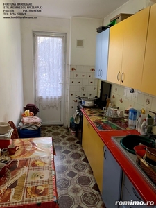 Apartament 2 camere semidecomnadate, zona Unic