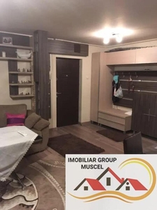 Apartament 3 camere , cf.1 , 3/4 , Campulung Muscel, Grui Pret 65 000 euro