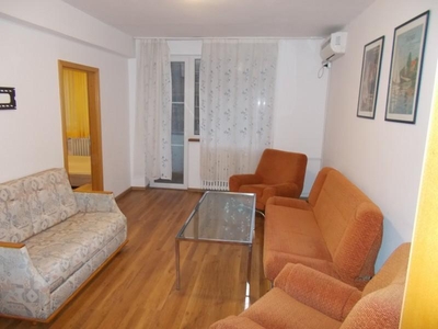 Apartament, 4 camere de inchiriat in Timisoara, Piata Victoriei, 73mp, mobilat, utilat.