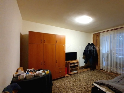 Apartament cu o camera, gradina 30 mp, strada Eroilor, Floresti