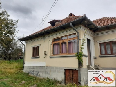 CASA 3 CAMERE RETEVOIESTI 32000 Euro