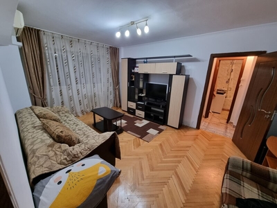 Inchiriere apartament 2 camere Panduri, Academia Militara semidecomandat