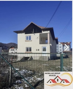 VINA DUPLEX 12 CAMERE, TEREN 710 MP, CORBI. 60000 Euro