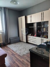 Apartament 2 camere, Rogerius