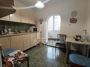 Apartament 3 camere decomandat