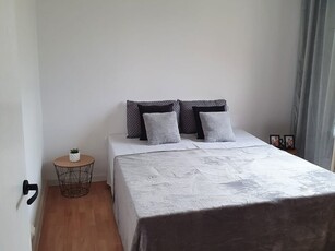 Apartament 3 camere Teiul Doamnei, proprietar vand ap