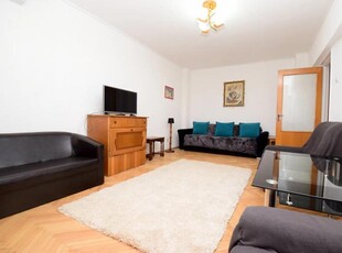 Apartament cu 2 camere de inchiriat