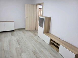 Apartament cu 3 camere