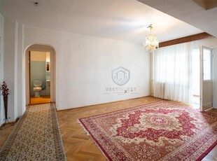 Apartament cu 4 camere decomandat tip U Dacia dubla orientare