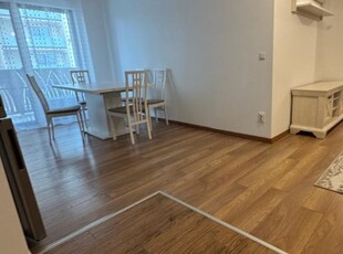 Apartament spatios , zona Isu