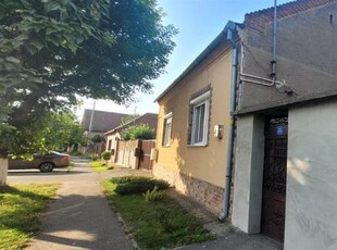 Casa cu 5 camere,plan parter,Oradea,Episcopia Bihor