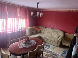 Dambu Pietros - Vanzare apartament 3 camere - B-dul. 1848