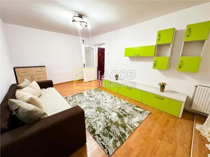 De inchiriat: Apartament 2 camere Mihai Viteazu, nr 3