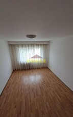 De vanzare apartament cu 2 camere decomandat, zona Parcul Curcubeului