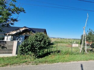 TEREN INTRAVILAN pentru CASA-in Saucesti-Siretu