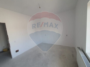 Vanzare Apartament 3 Camere Rahova